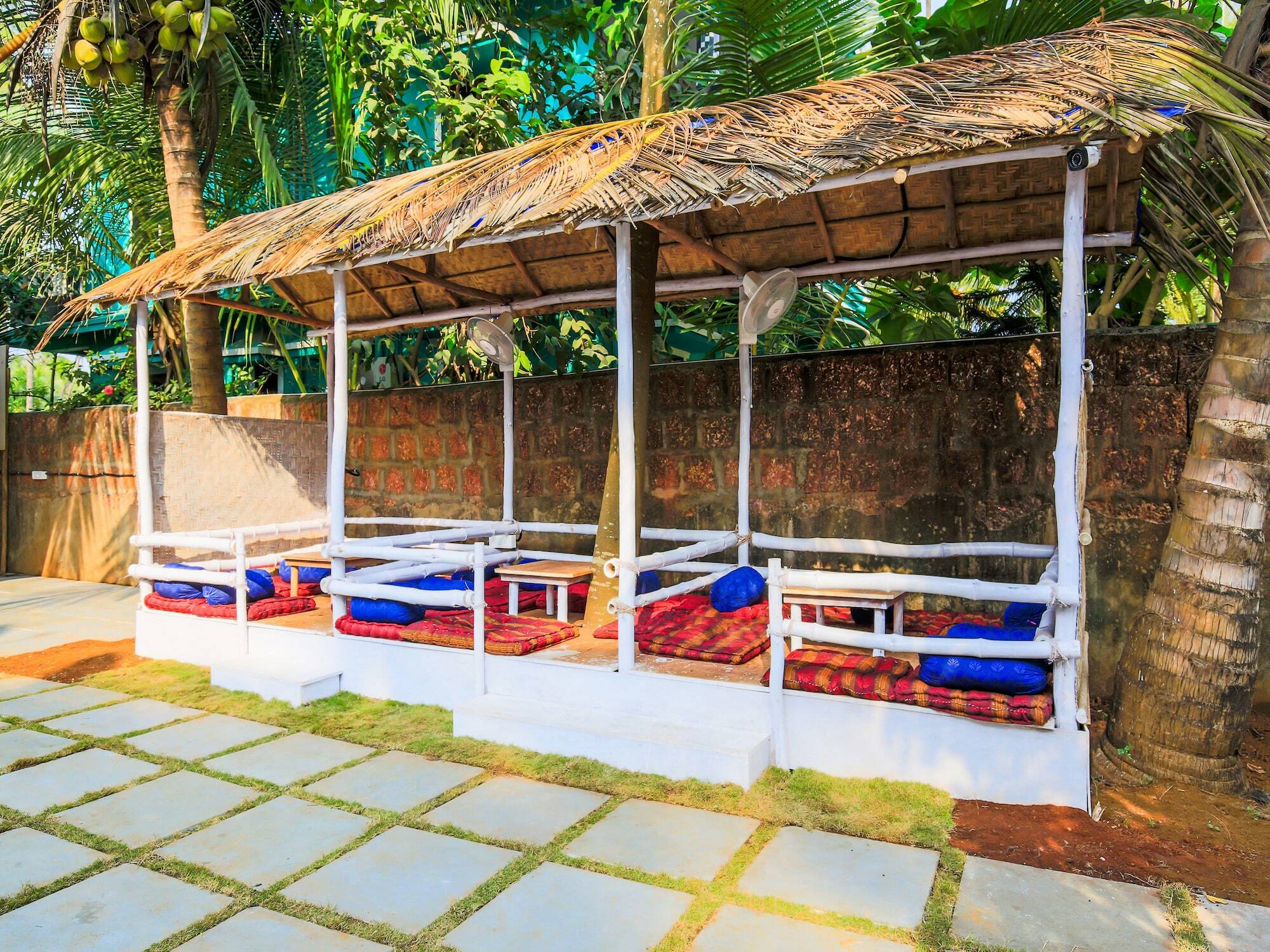 Hotel Oyo 24173 La Conceicao Aldeia Morjim Extérieur photo